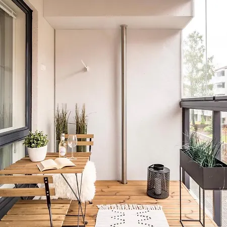 Island Studio Apartment, Free Parking, Bus Stop 200m 公寓